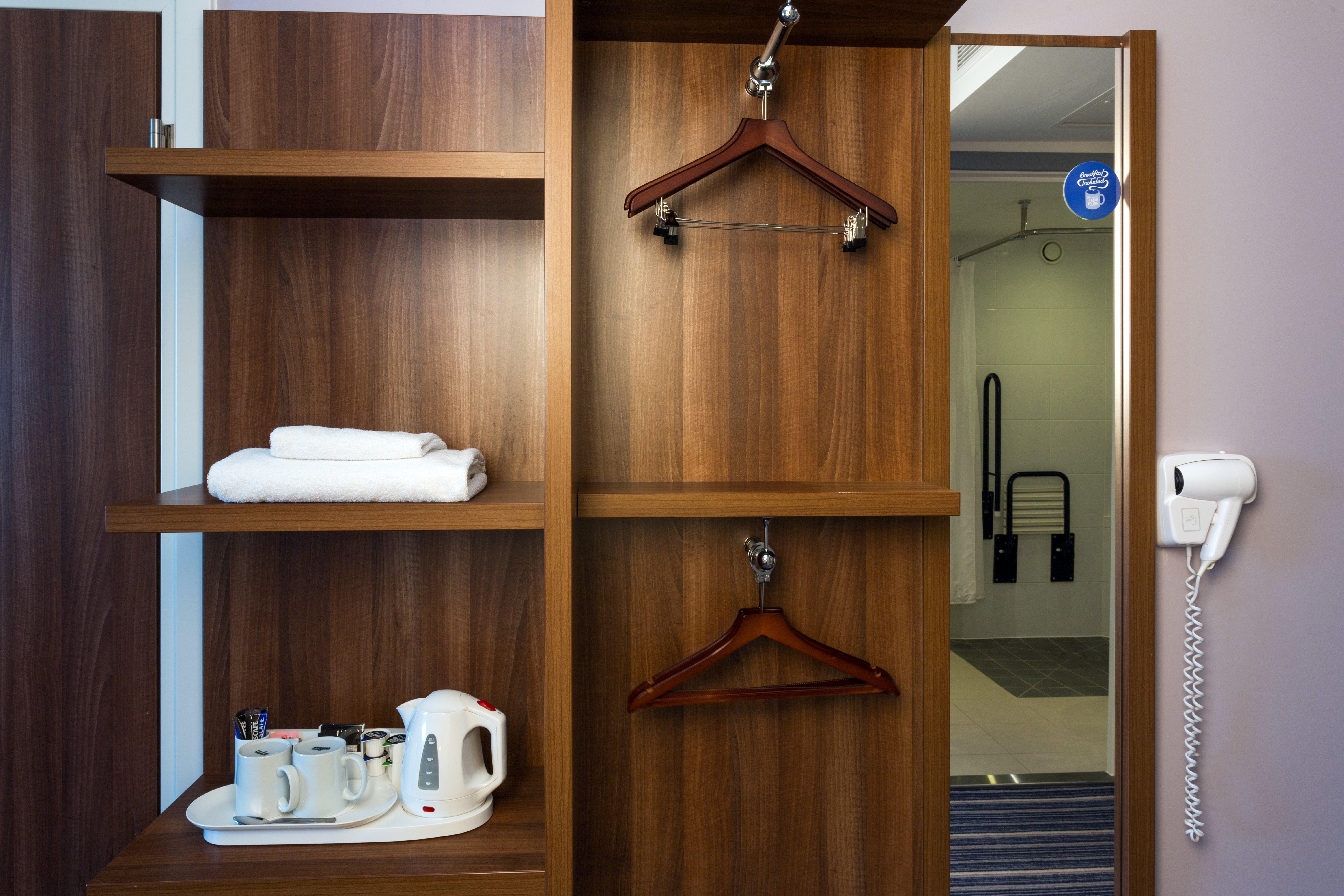 Express By Ihg Hotel