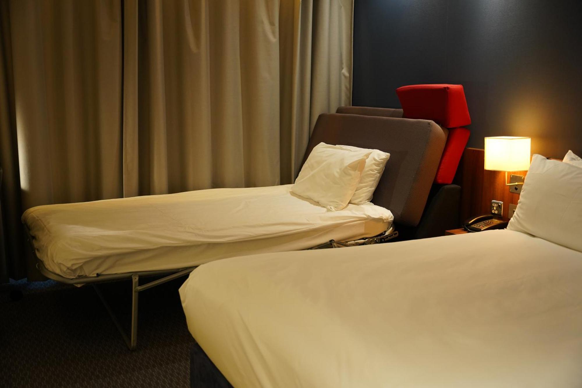 Express By Ihg 3* Harlow