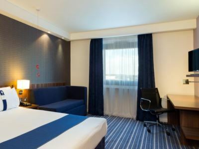Express By Ihg Hotel Harlow