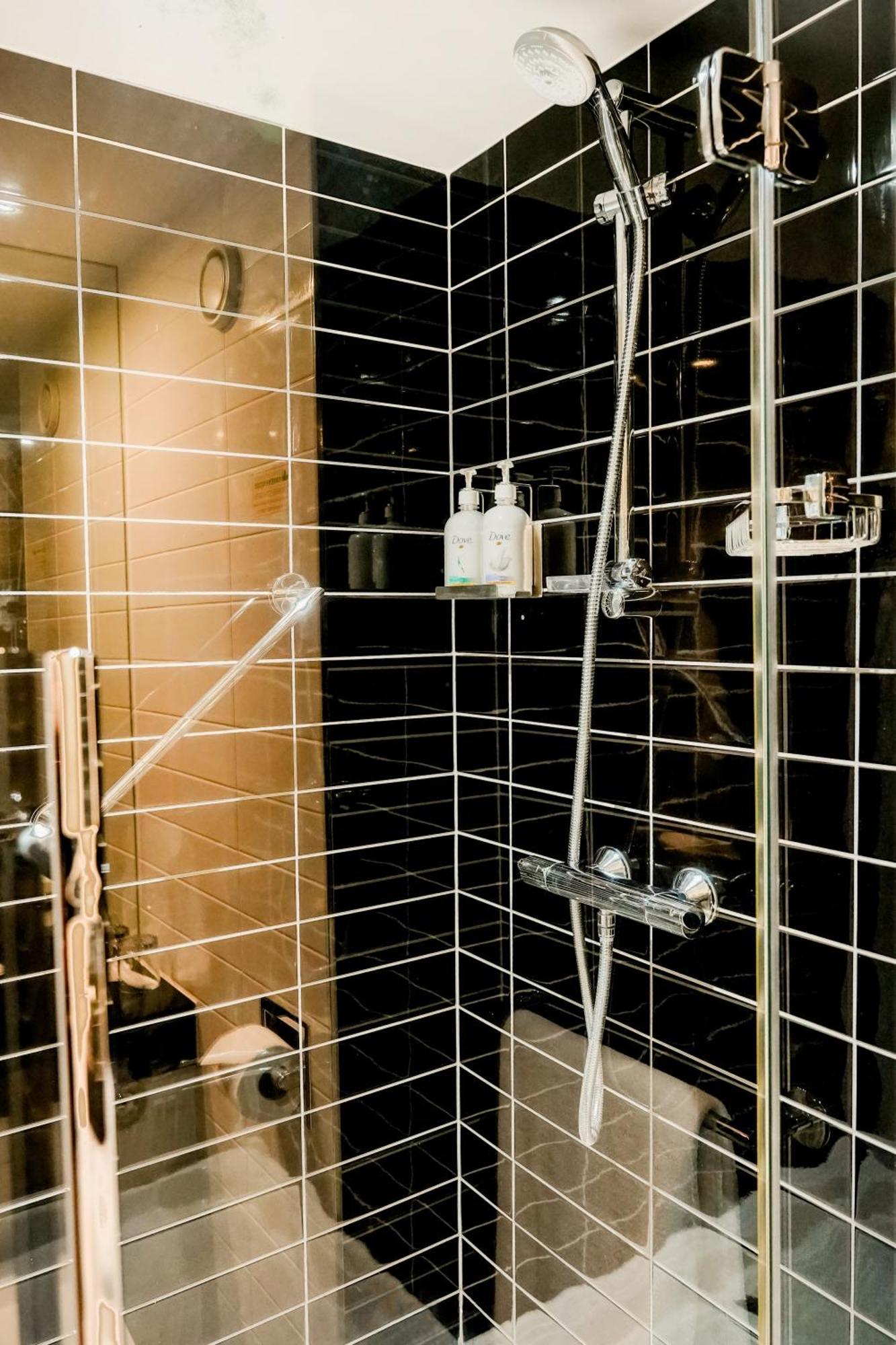 Hotel Express By Ihg Harlow